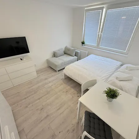 Krasny - Nedaleko Centra